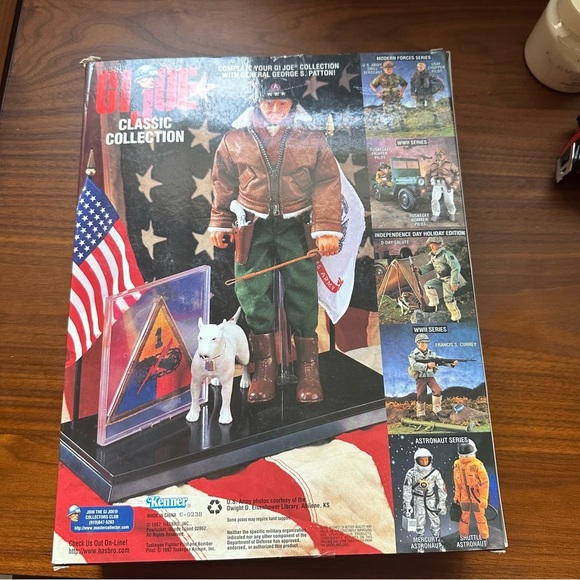 G.I. Joe Classic Collection General Dwight D. Eisenhower Action Figure - Picture 5 of 6